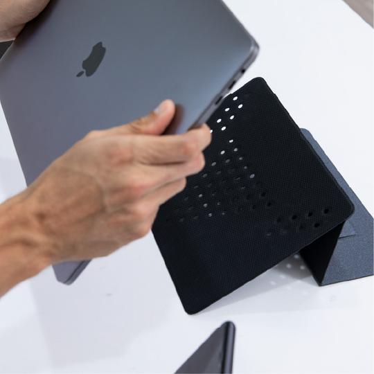 MOFT Laptop Stand | ikke klæbende
